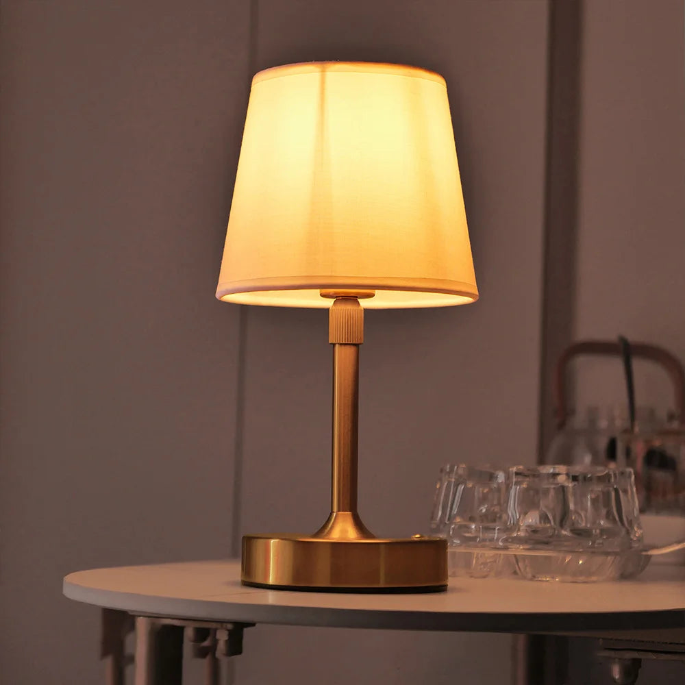 Tivora Aurelle Traditional Lamp