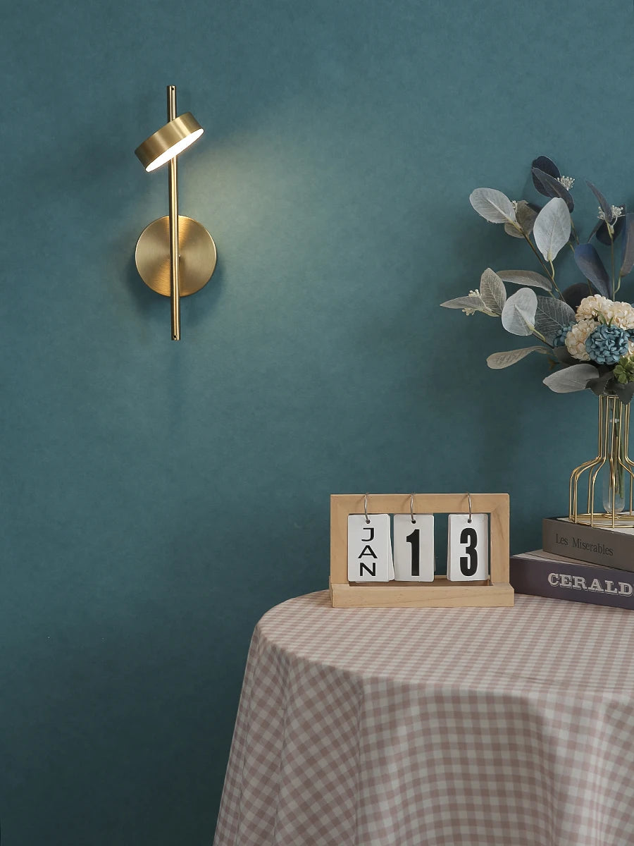 Tivora Axis Wall Lamp