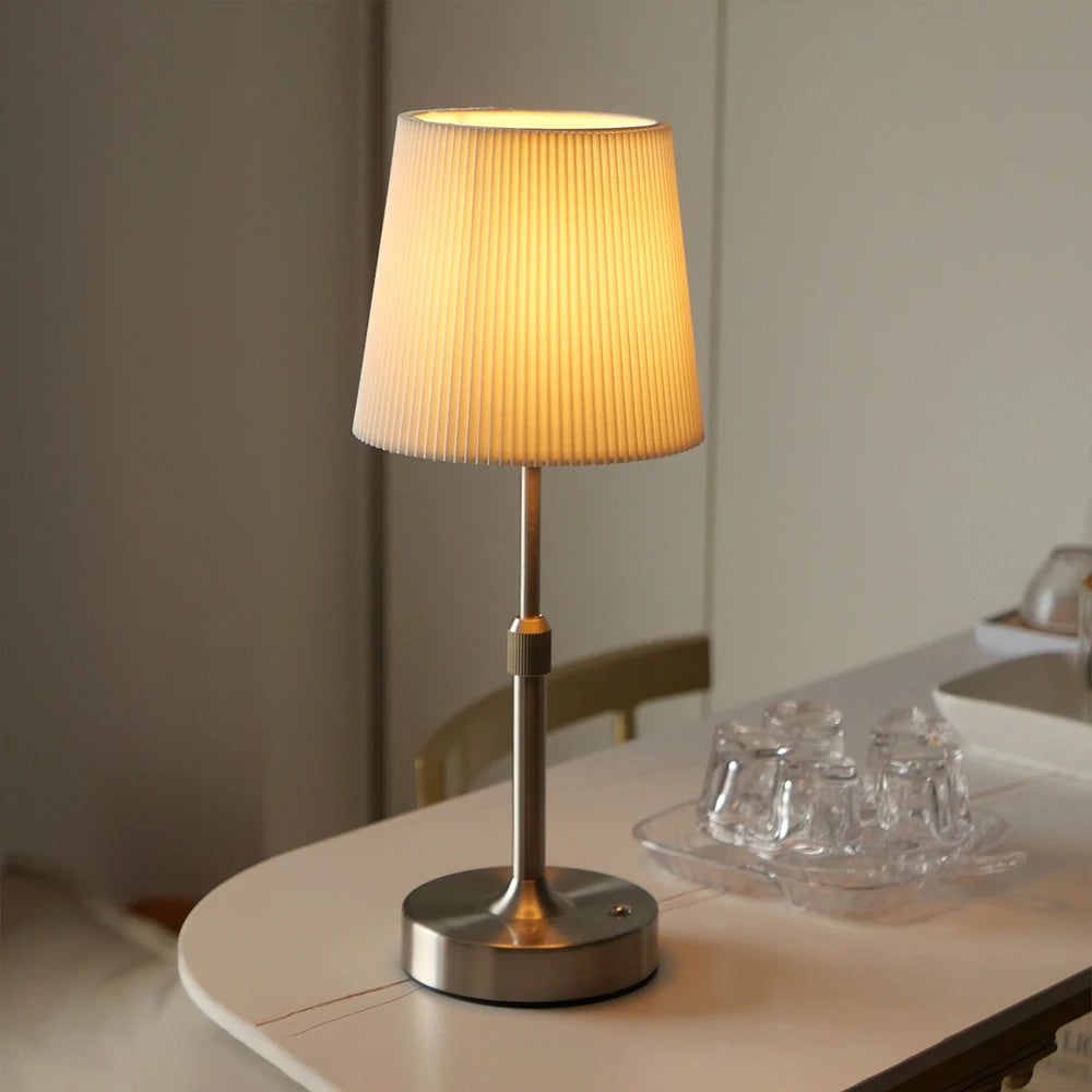 Tivora Noirette Pleat Lamp