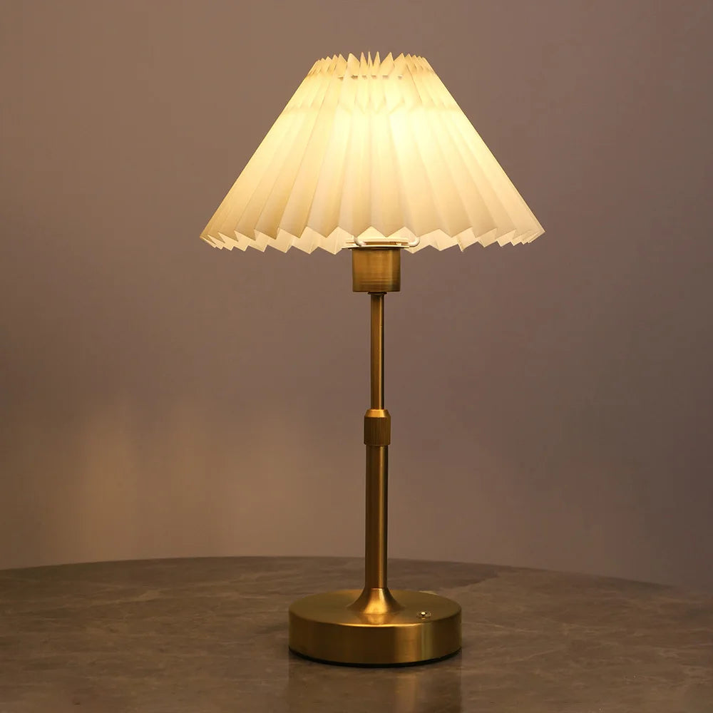 Tivora Élan Pleated Lamp