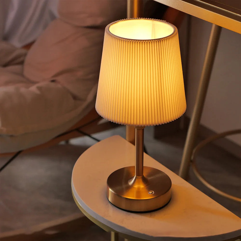 Tivora Noirette Pleat Lamp