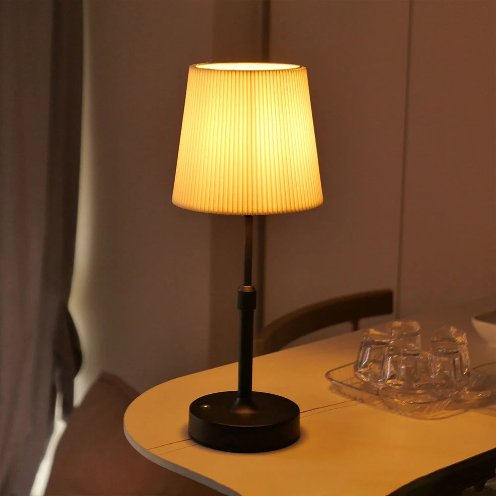 Tivora Noirette Pleat Lamp