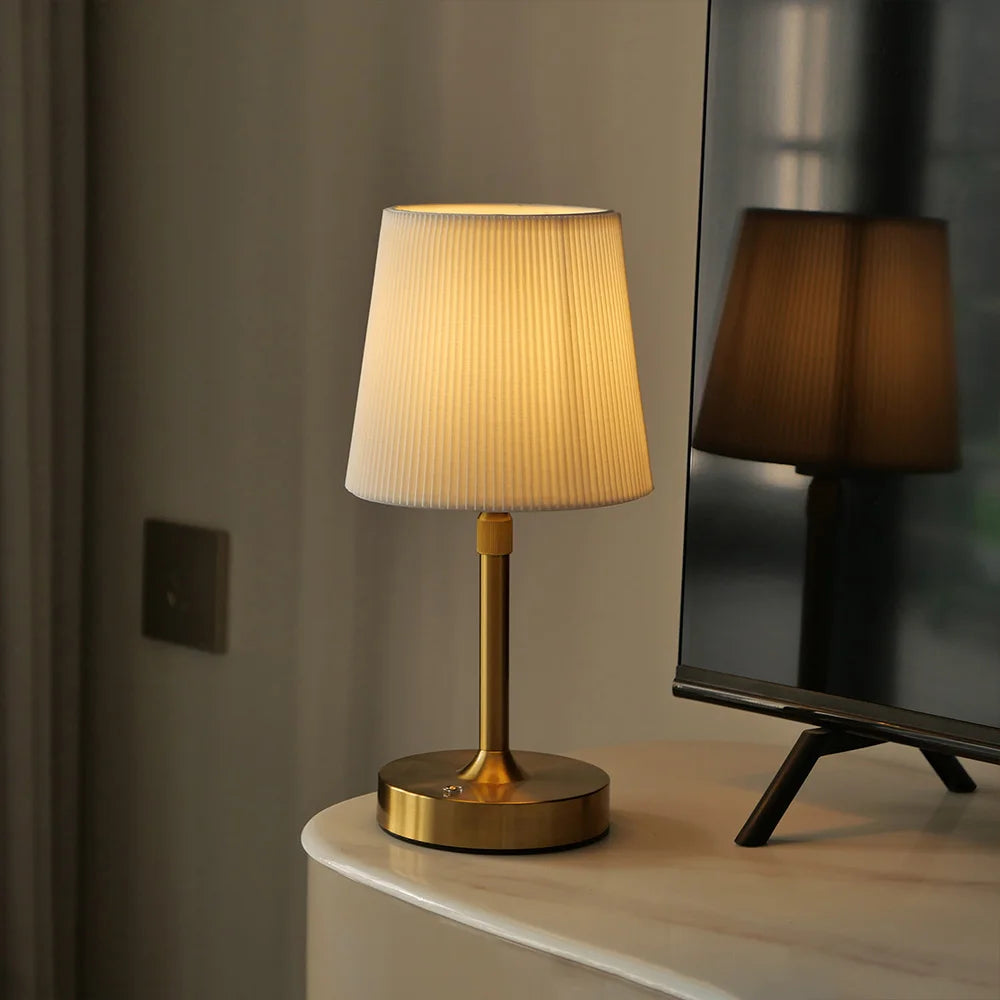 Tivora Noirette Pleat Lamp