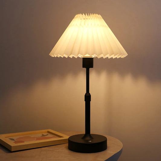 Tivora Élan Pleated Lamp