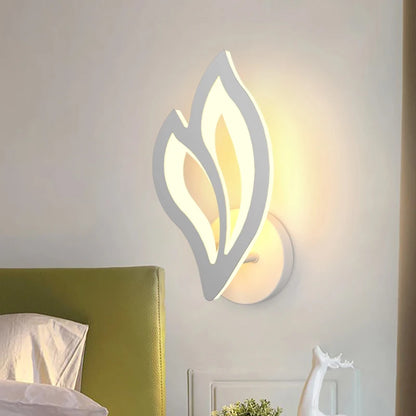 Tivora Elegant Wall Decor Light
