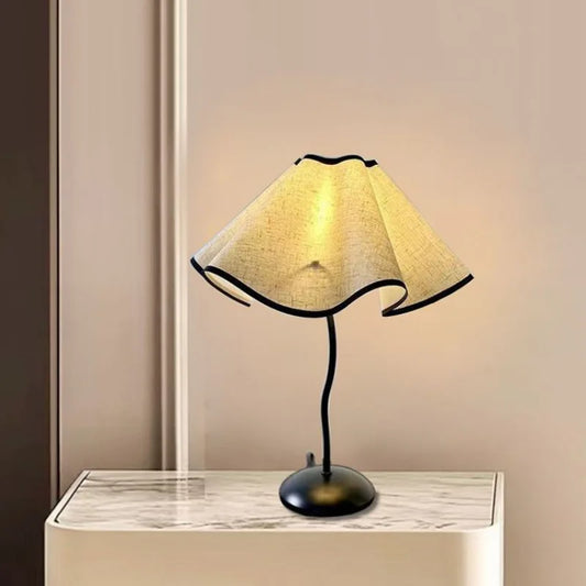 Tivora Amélisse Traditional Lamp