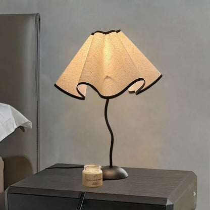 Tivora Amélisse Traditional Lamp